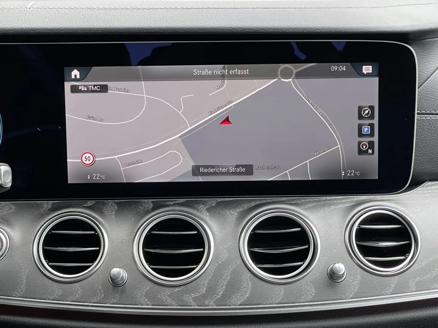 Mercedes-Benz E 300 e 4-Matic AMG Burmester Distronic 360°