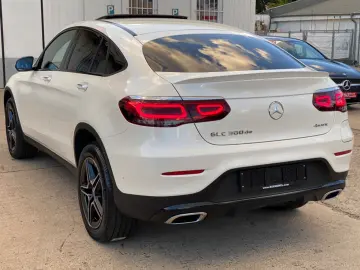 Mercedes-Benz GLC300de AMG Coupe 4M_Massage_KeylessEntry