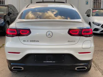 Mercedes-Benz GLC300de AMG Coupe 4M_Massage_KeylessEntry