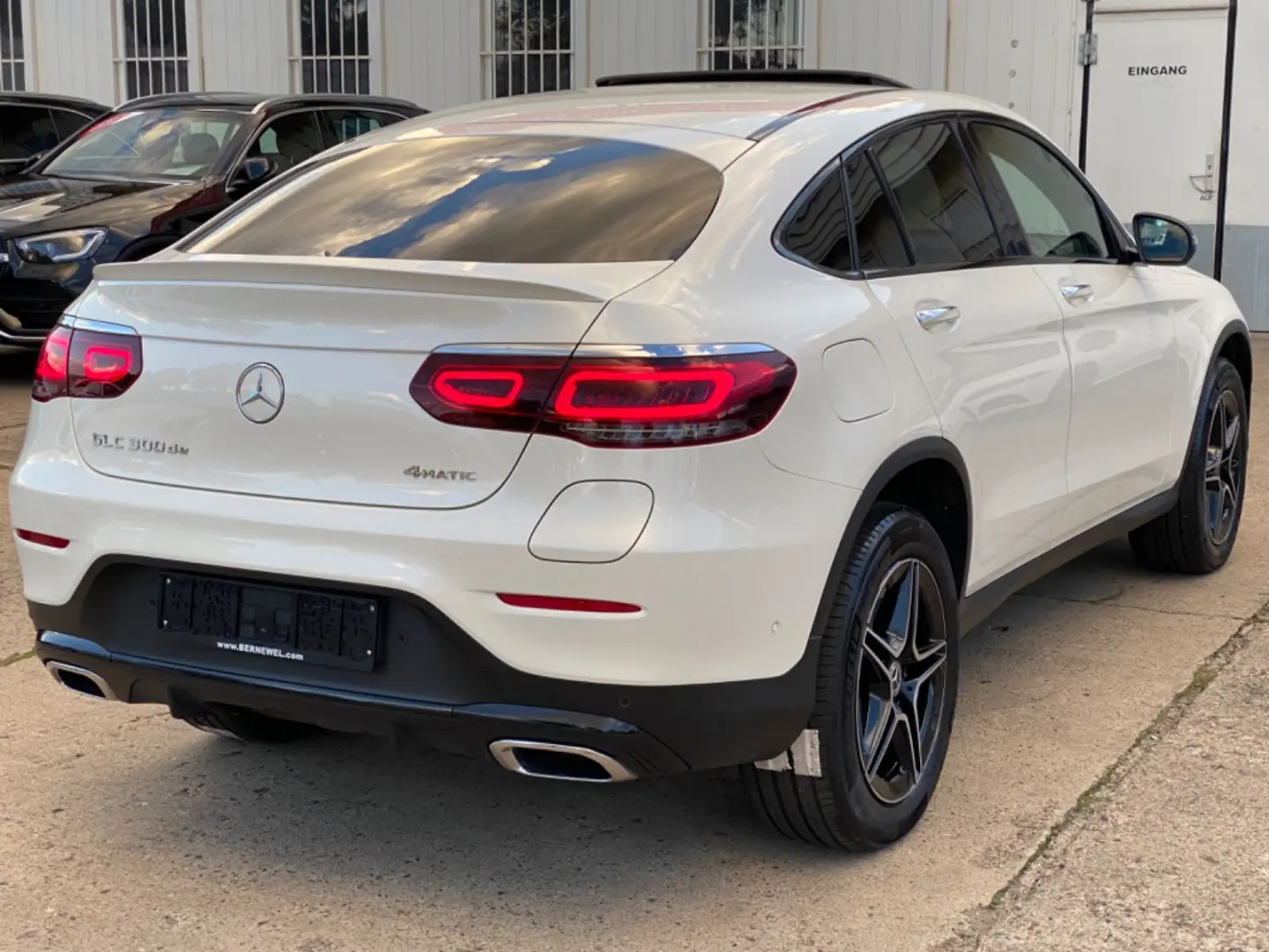 Mercedes-Benz GLC300de AMG Coupe 4M_Massage_KeylessEntry
