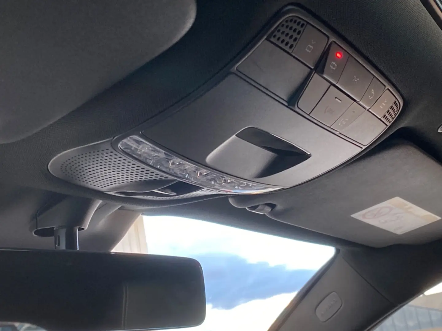 Mercedes-Benz GLC300de AMG Coupe 4M_Massage_KeylessEntry