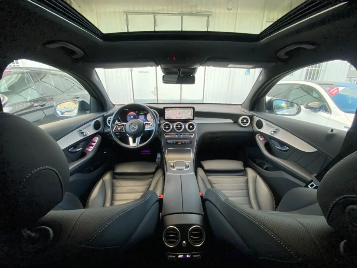 Mercedes-Benz GLC300de AMG Coupe 4M_Massage_KeylessEntry