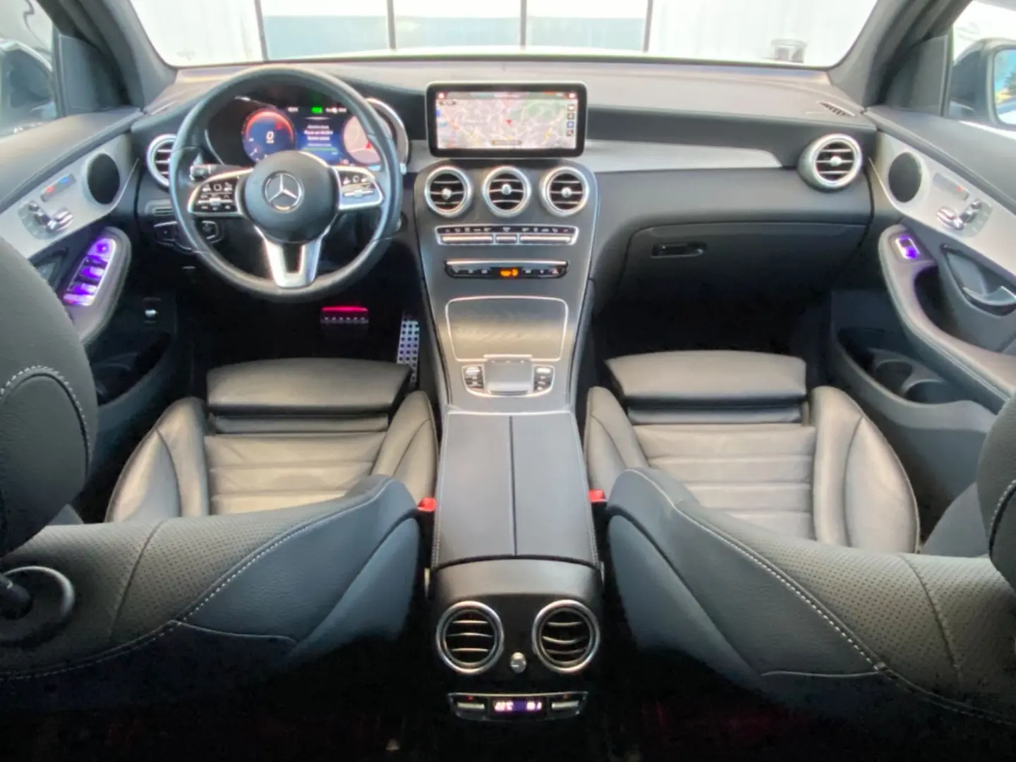 Mercedes-Benz GLC300de AMG Coupe 4M_Massage_KeylessEntry