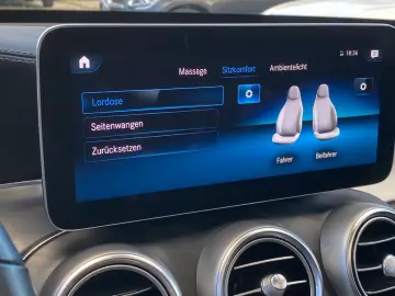 Mercedes-Benz GLC300de AMG Coupe 4M_Massage_KeylessEntry
