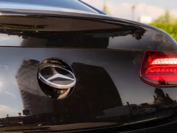 Mercedes-Benz E 220 d 4MATIC Coupe, Burmester, HeadUpDisplay