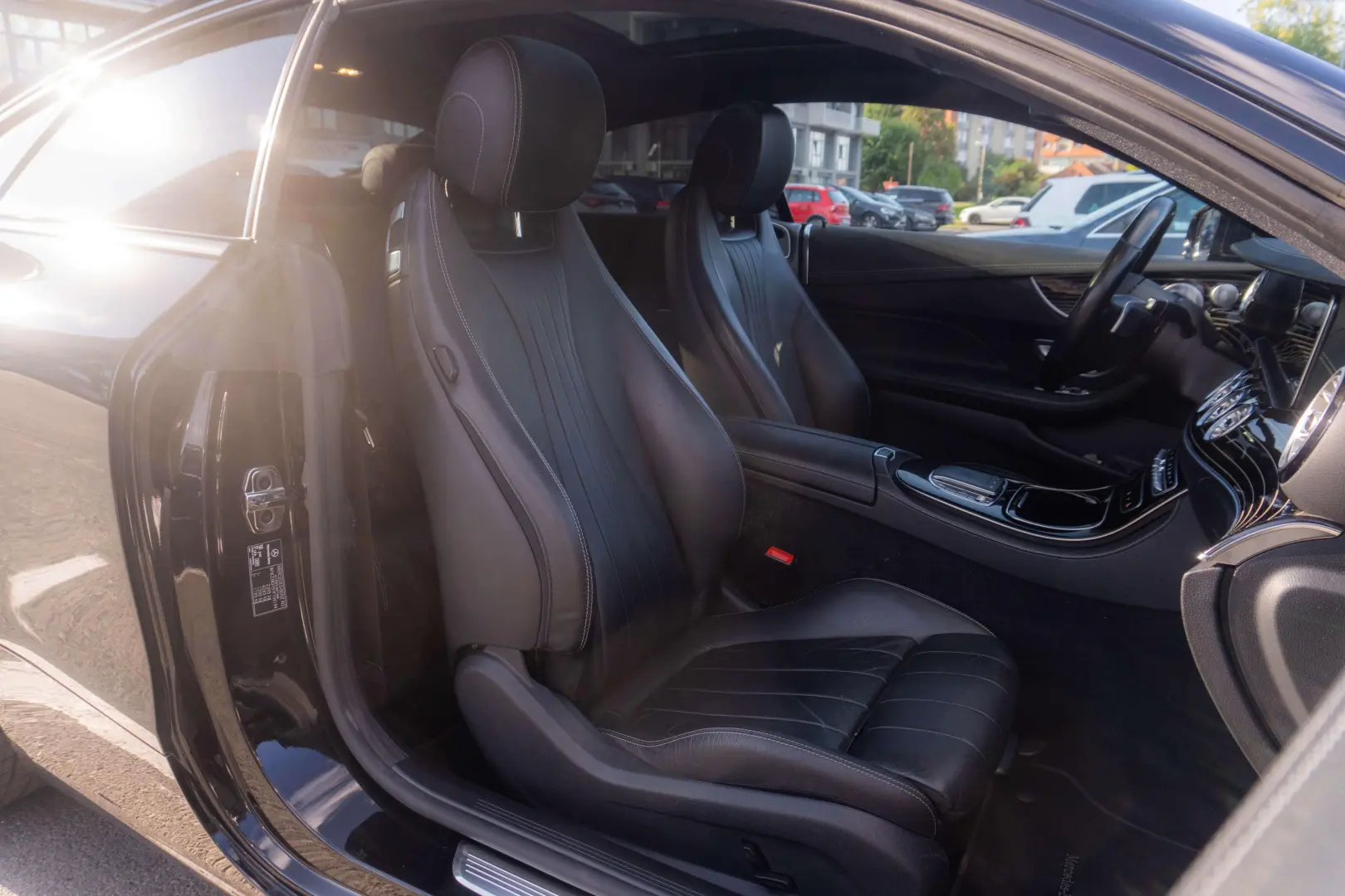 Mercedes-Benz E 220 d 4MATIC Coupe, Burmester, HeadUpDisplay