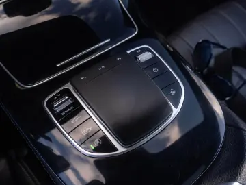 Mercedes-Benz E 220 d 4MATIC Coupe, Burmester, HeadUpDisplay