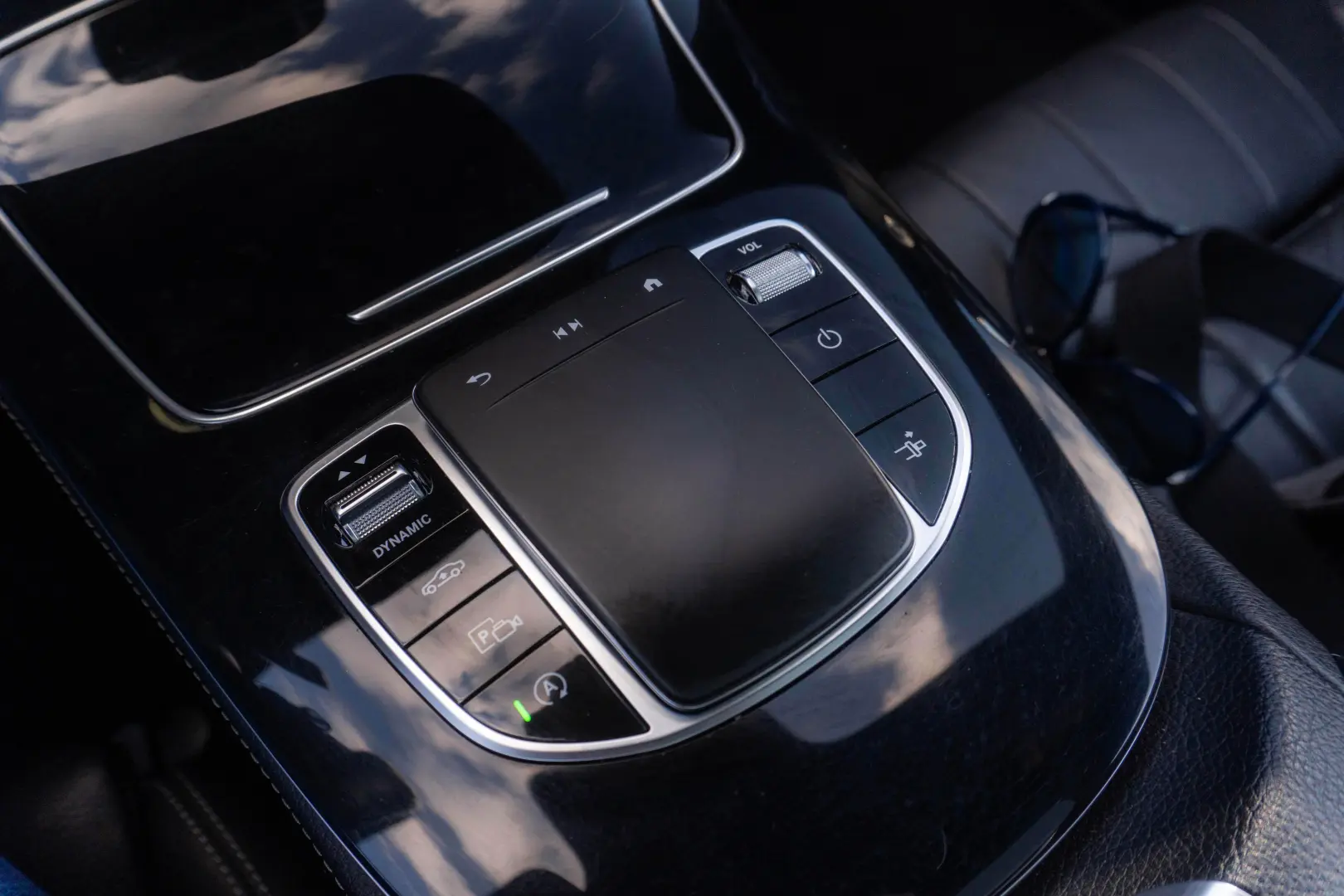 Mercedes-Benz E 220 d 4MATIC Coupe, Burmester, HeadUpDisplay