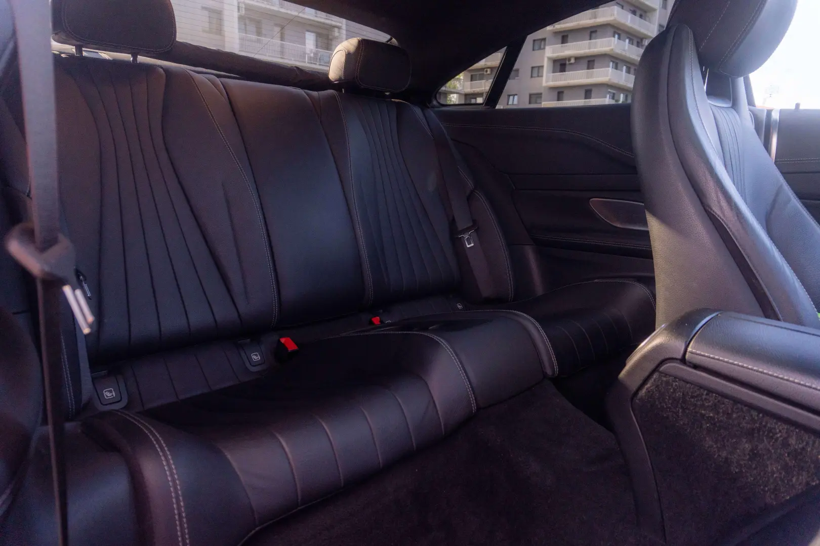 Mercedes-Benz E 220 d 4MATIC Coupe, Burmester, HeadUpDisplay