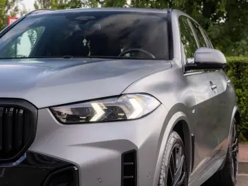 BMW X5 xDRIVE40d, 7seats, SkyLounge, Mpacket, HarmanKardon