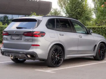 BMW X5 xDRIVE40d, 7seats, SkyLounge, Mpacket, HarmanKardon