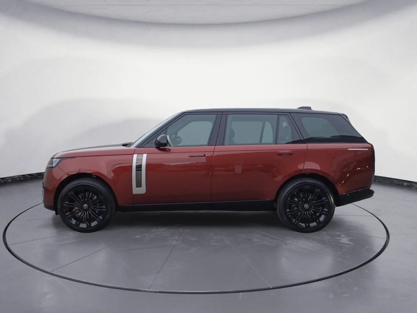 Range Rover P615 LWB SV
