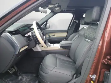 Range Rover P615 LWB SV