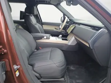 Range Rover P615 LWB SV