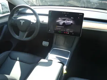 Model Y LRG Performance Dual AWD PANO/WÄRMEPUMPE