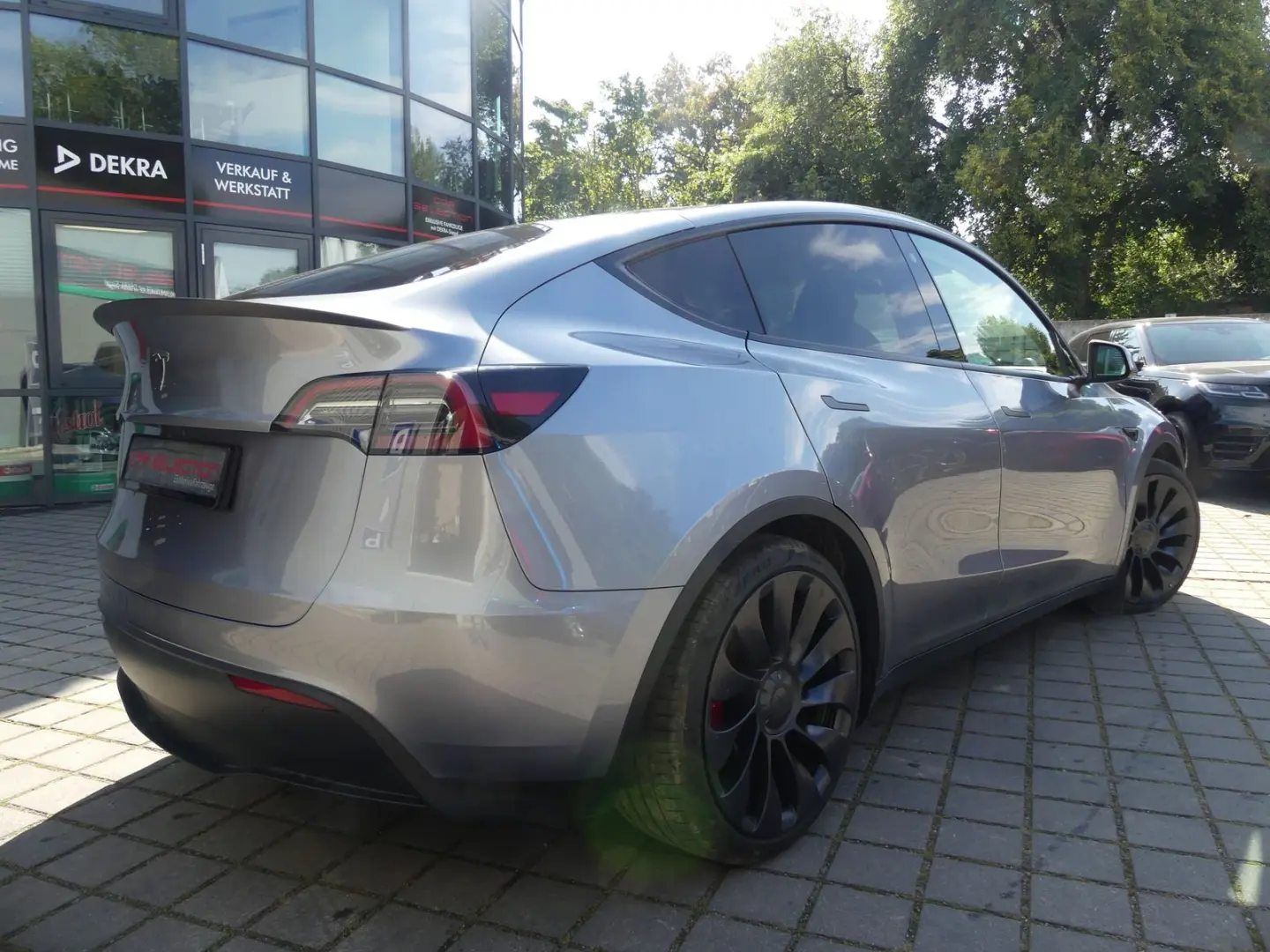 Model Y LRG Performance Dual AWD PANO/WÄRMEPUMPE