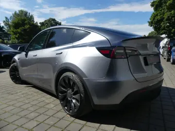 Model Y LRG Performance Dual AWD PANO/WÄRMEPUMPE