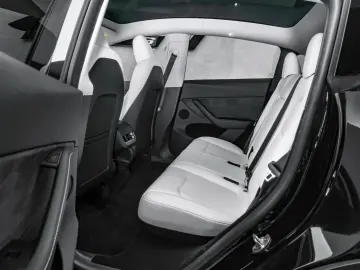 Model Y Long Range Dual AWD