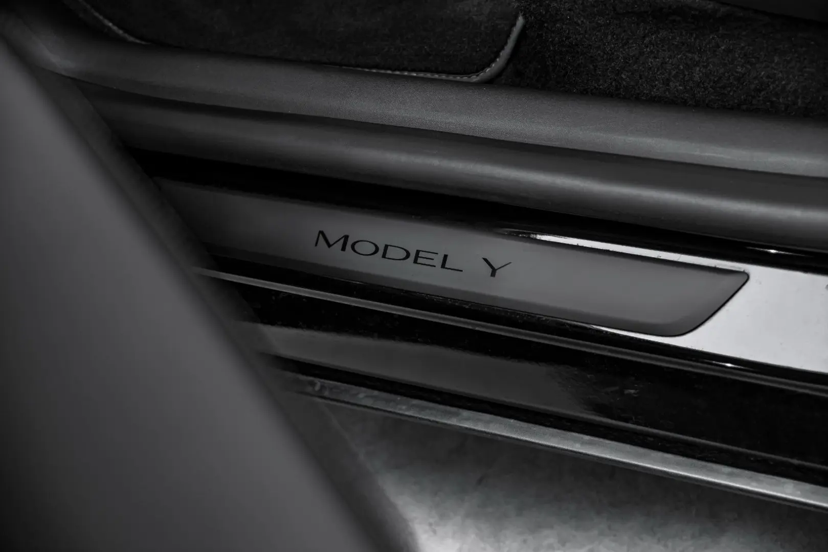 Model Y Long Range Dual AWD