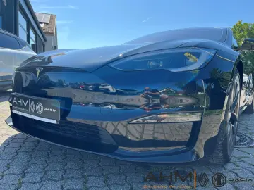 Model S PLAID - Tri-Motor - 8fach bereift black/