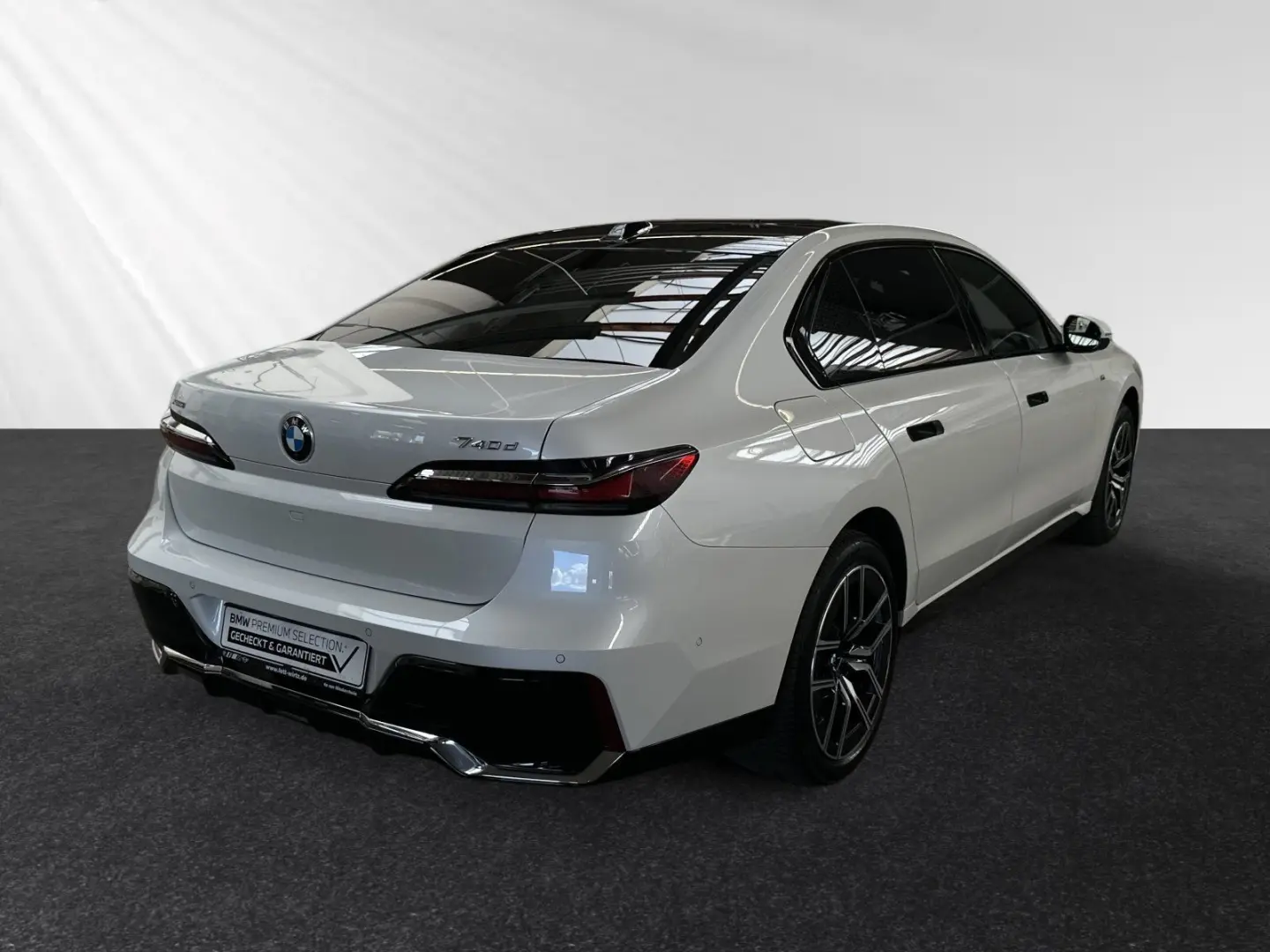 740d xDrive M Sport|AHK|SkyLounge