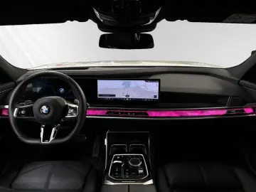 740d xDrive M Sport|AHK|SkyLounge