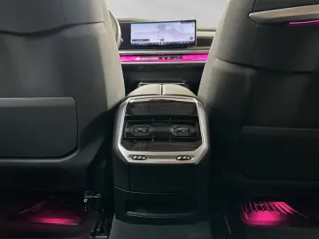 740d xDrive M Sport|AHK|SkyLounge