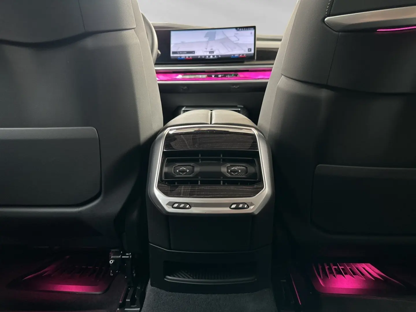 740d xDrive M Sport|AHK|SkyLounge