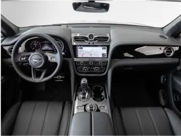 Bentayga V8  22