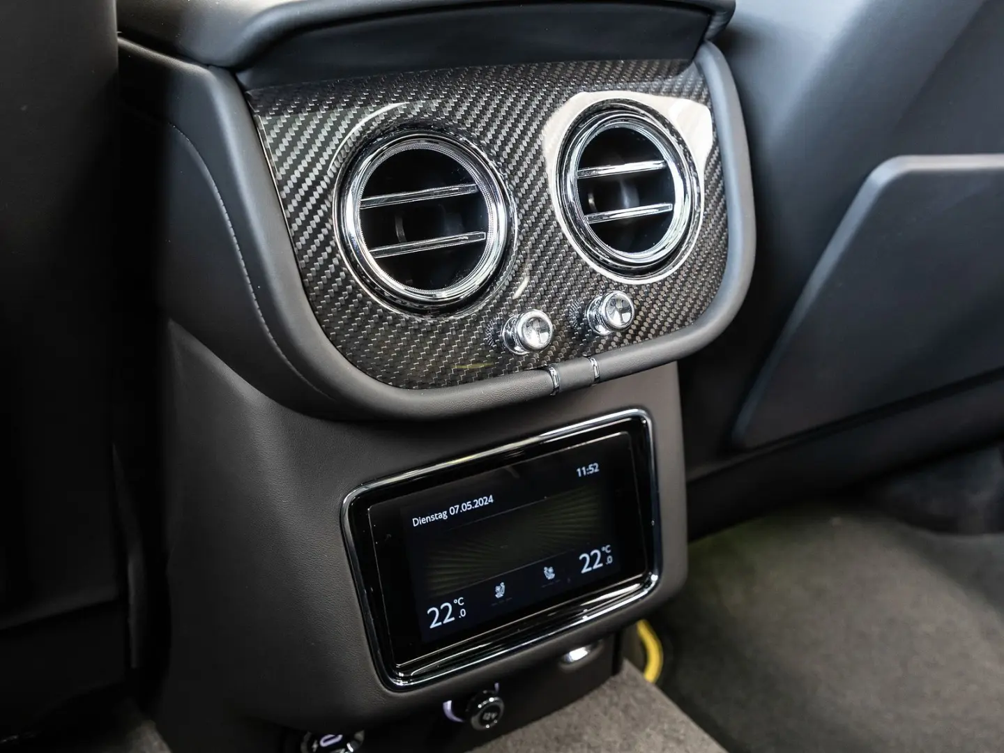 Bentayga S V8 von BENTLEY FRANKFURT MULLINER