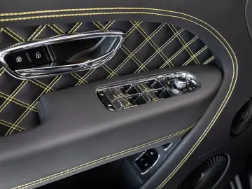 Bentayga S V8 von BENTLEY FRANKFURT MULLINER