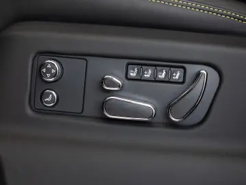 Bentayga S V8 von BENTLEY FRANKFURT MULLINER