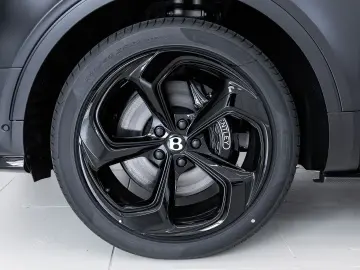 Bentayga S V8 von BENTLEY FRANKFURT MULLINER