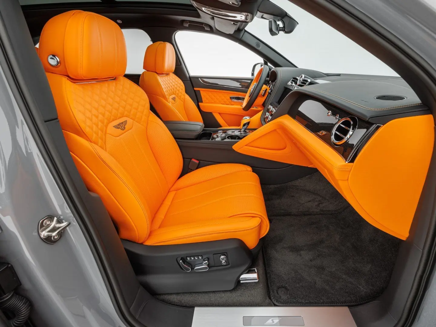 Bentayga S V8 / Mandarin - Lederfarbe