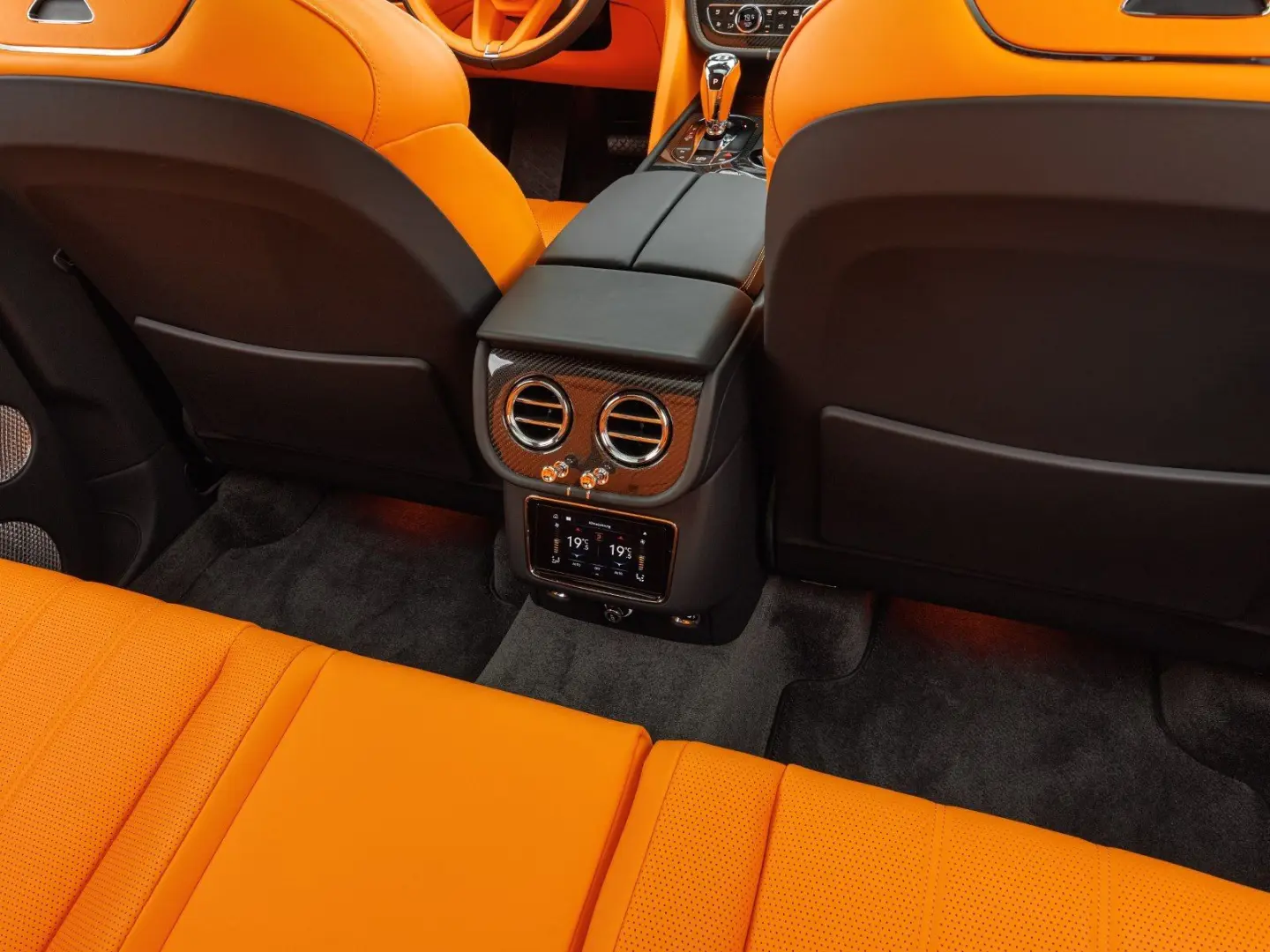 Bentayga S V8 / Mandarin - Lederfarbe