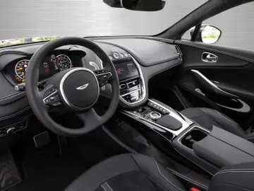 Aston Martin DBX V8 4x4