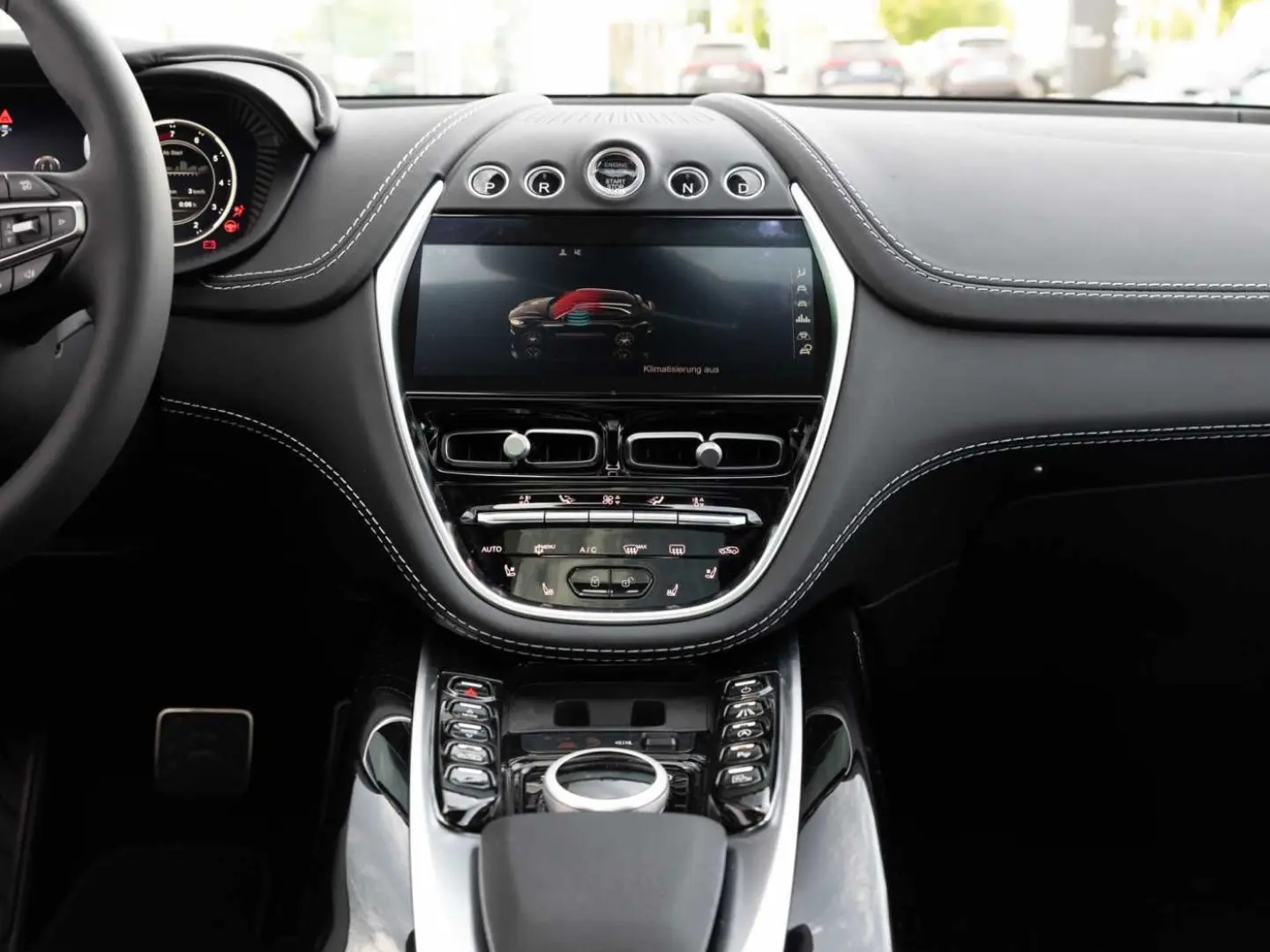 Aston Martin DBX V8 4x4