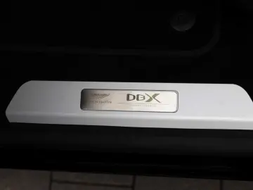 Aston Martin DBX V8 4x4