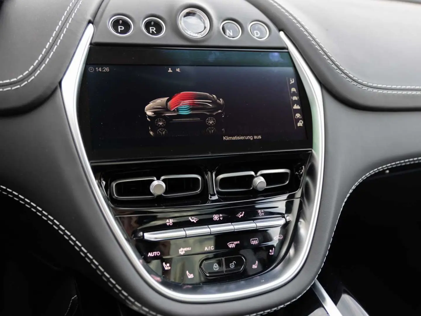 Aston Martin DBX V8 4x4