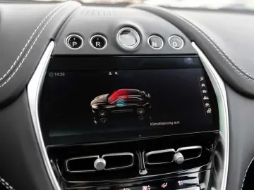 Aston Martin DBX V8 4x4