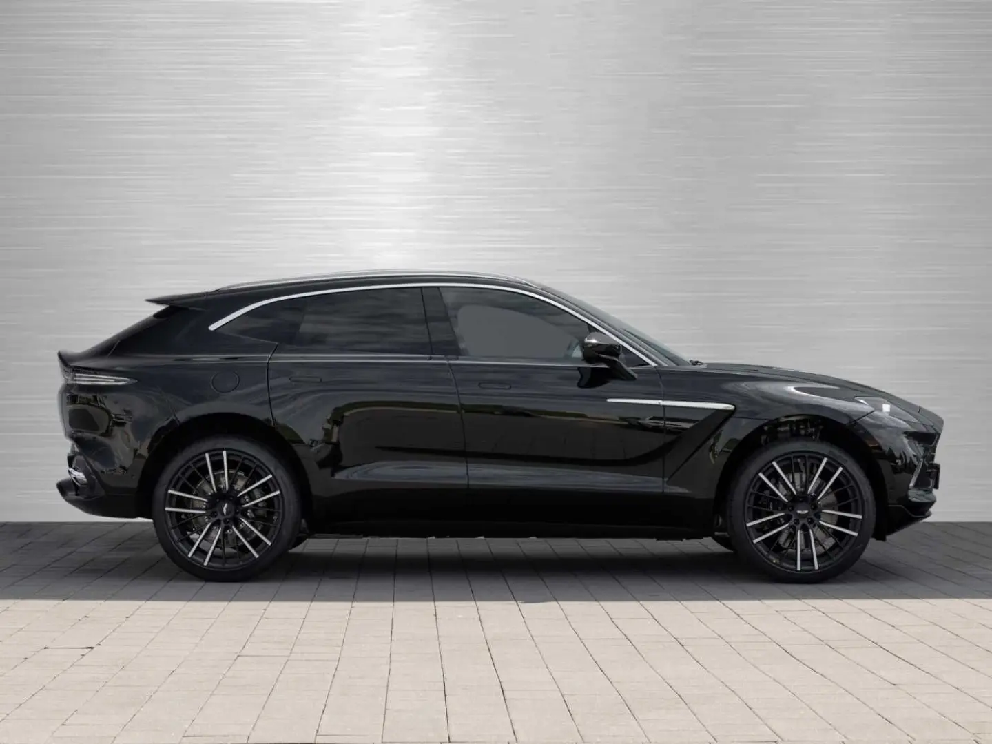 Aston Martin DBX V8 4x4