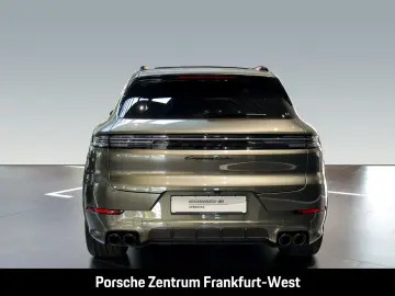 Cayenne Turbo E-Hybrid Burmester Nachtsicht