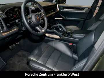 Cayenne Turbo E-Hybrid Burmester Nachtsicht