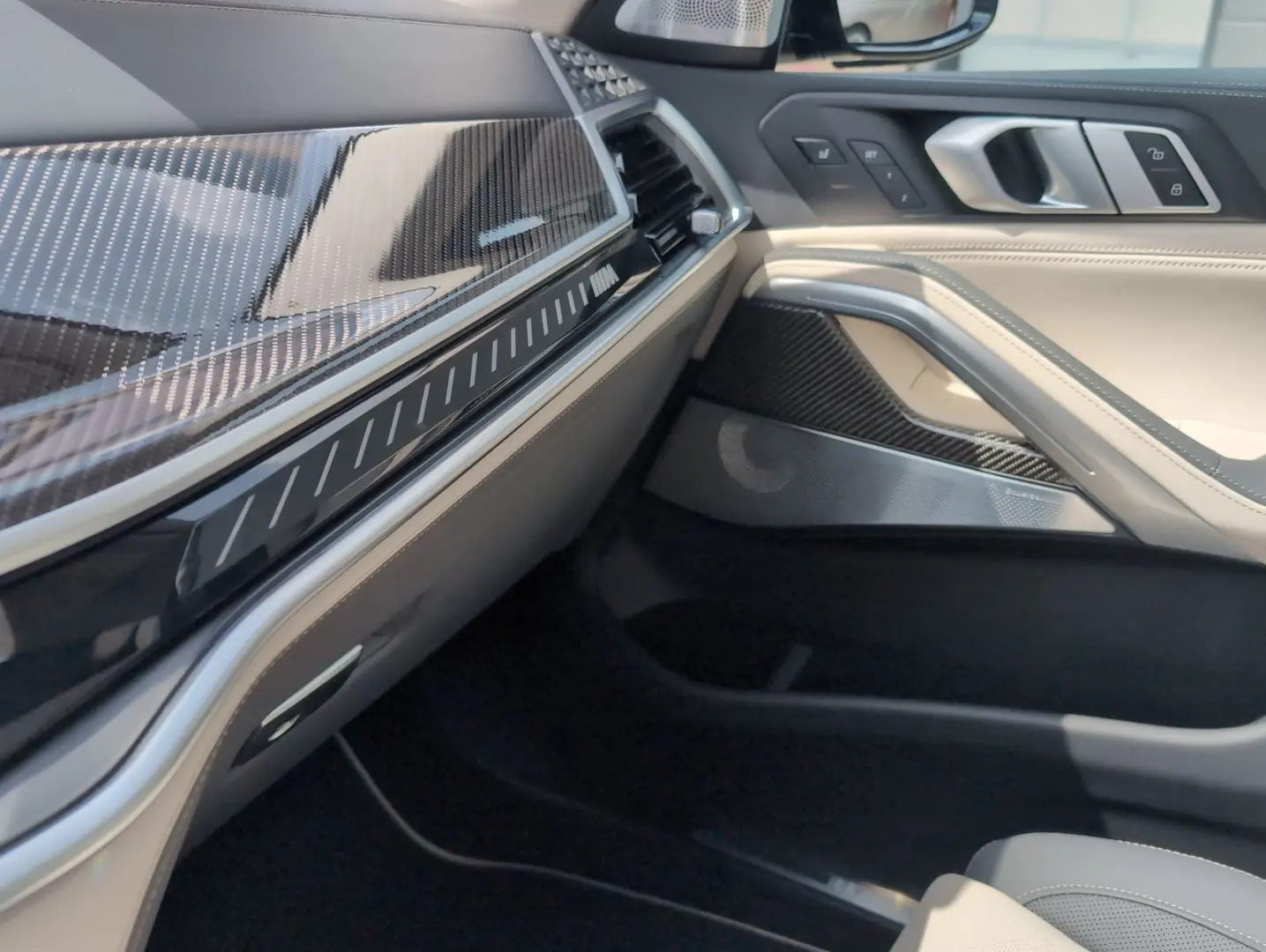 X6 M60i xDrive M-PAKET PRO | AKTIVLENKUNG | B&O 