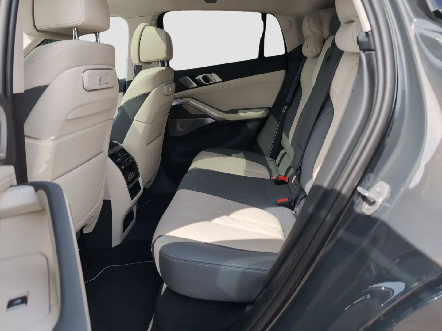 X6 M60i xDrive M-PAKET PRO | AKTIVLENKUNG | B&O 
