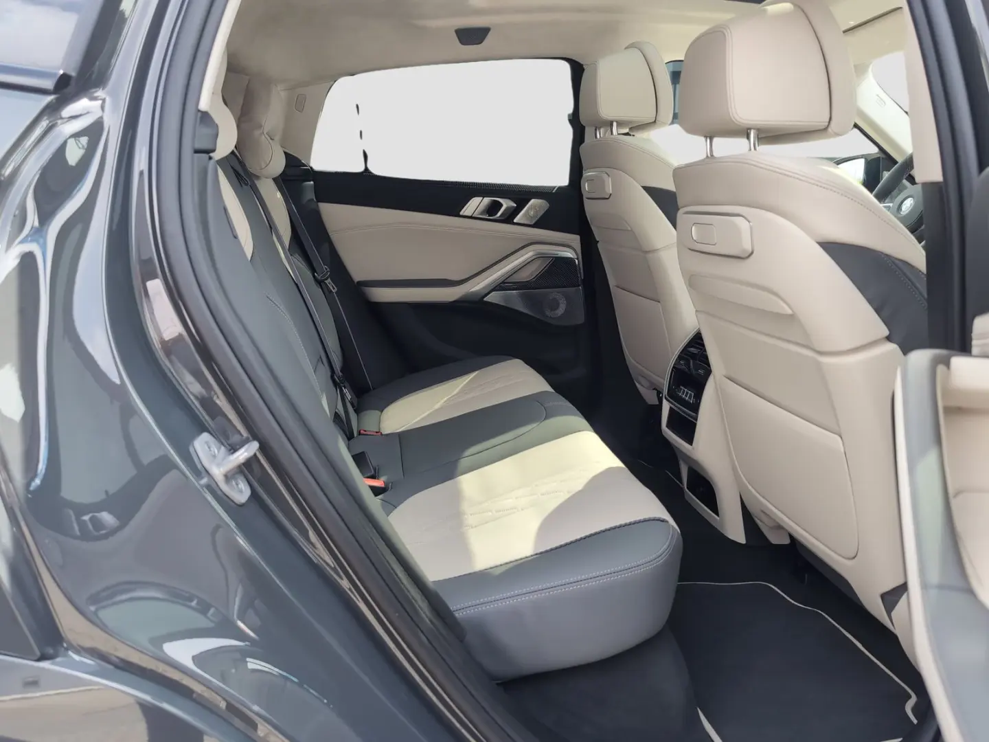 X6 M60i xDrive M-PAKET PRO | AKTIVLENKUNG | B&O 