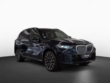 X5 xDr30d M SPORT StndHzg 360° AHK Pano H/K 21