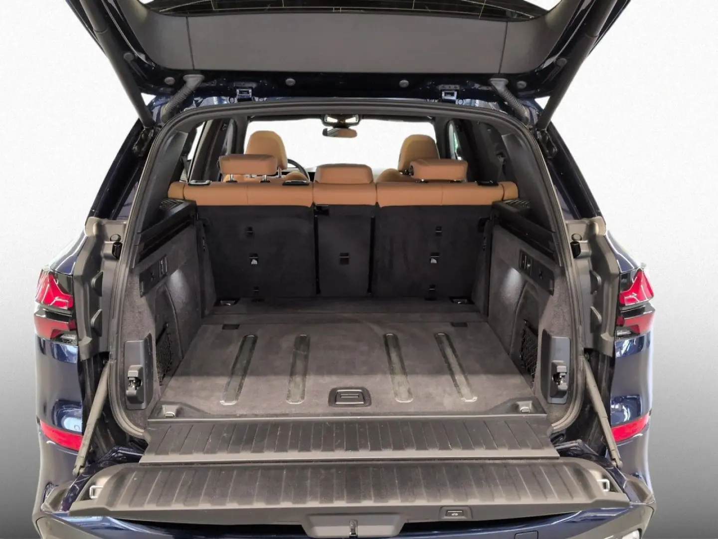 X5 xDr30d M SPORT StndHzg 360° AHK Pano H/K 21