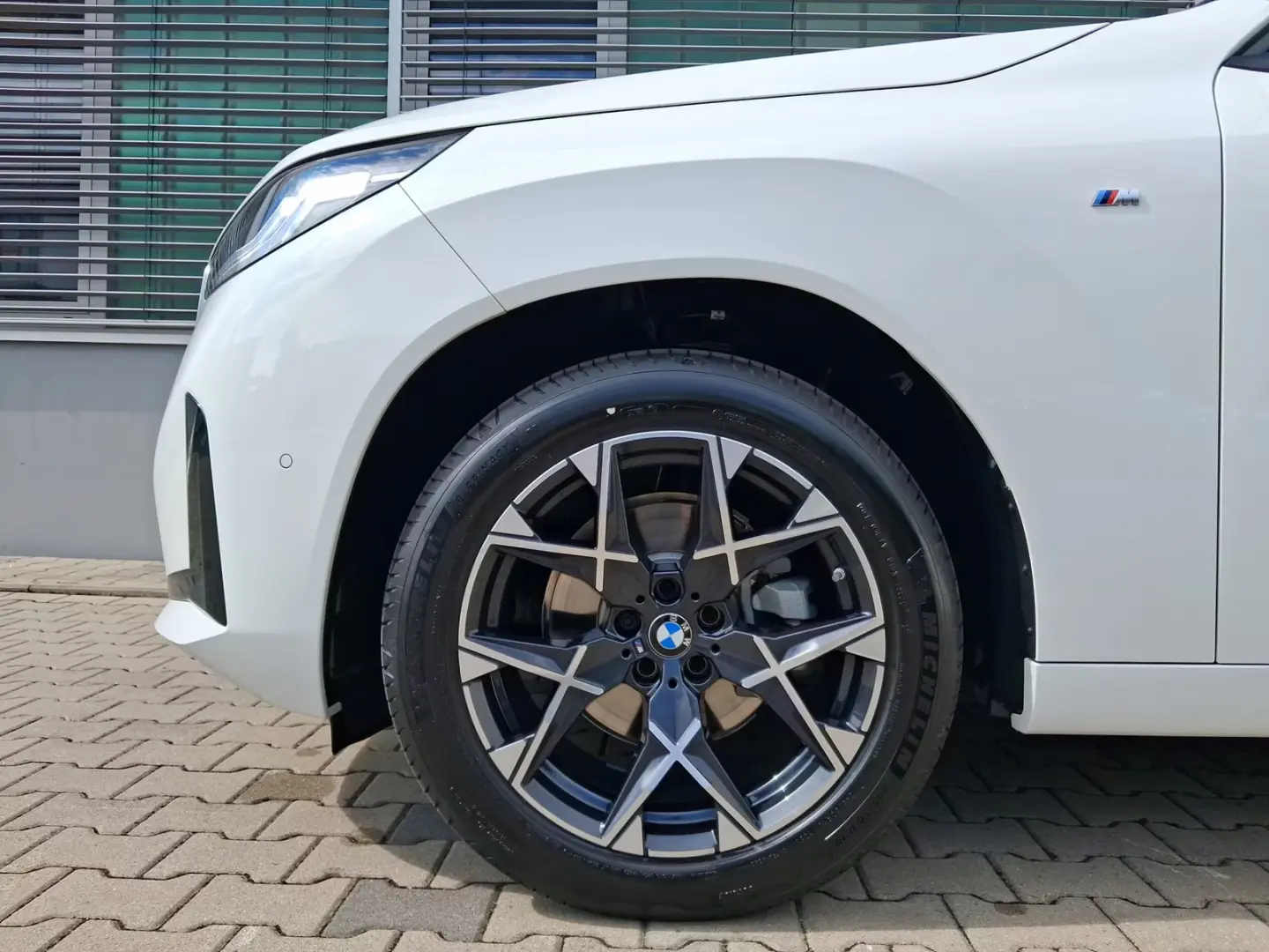 BMW X3 20 xDrive M Sportpaket LED Navi ParkAs+ DAB