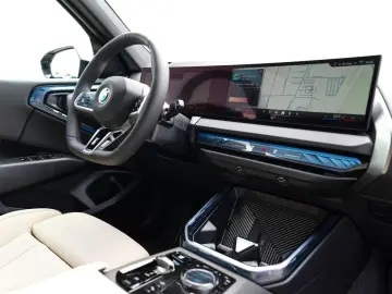 BMW X3 20d xDrive M-Sport AHK ACC PANO
